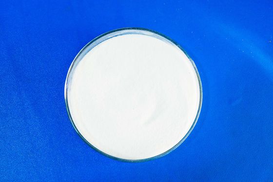 Productos químicos de fluidos de fracturación de baja biodegradabilidad con alto punto de inflamación y baja corrosividad